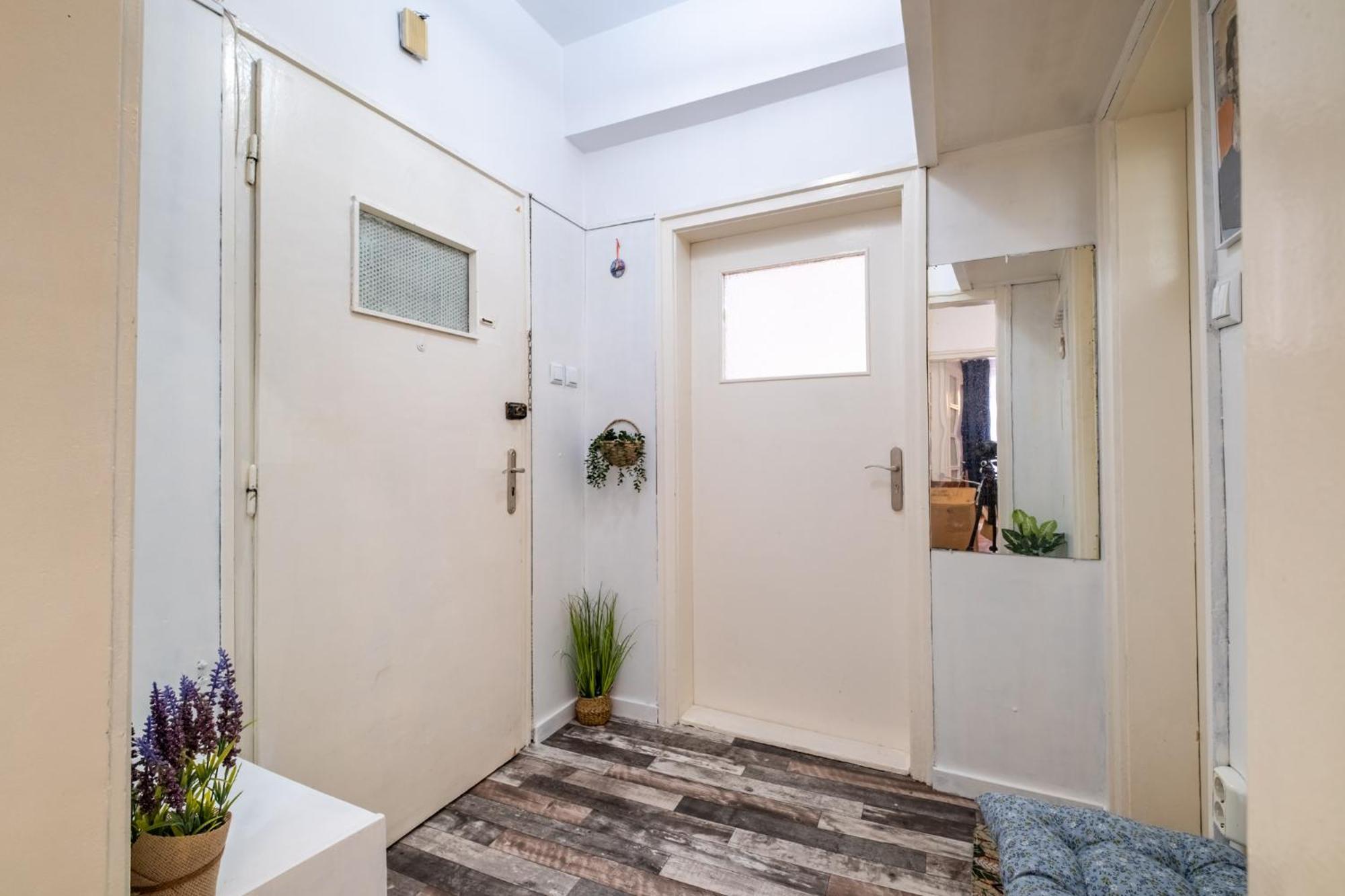 Lovely Art Apartment - Victory Varna Buitenkant foto